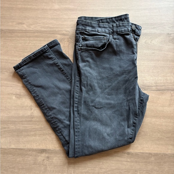 American Eagle Outfitters Other - Men’s American Eagle Next Level Flex Gray Stretch Denim